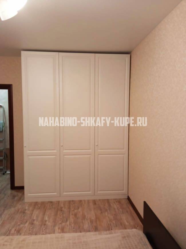 Распашные шкафы Нахабино