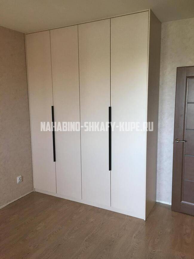 Распашные шкафы Нахабино