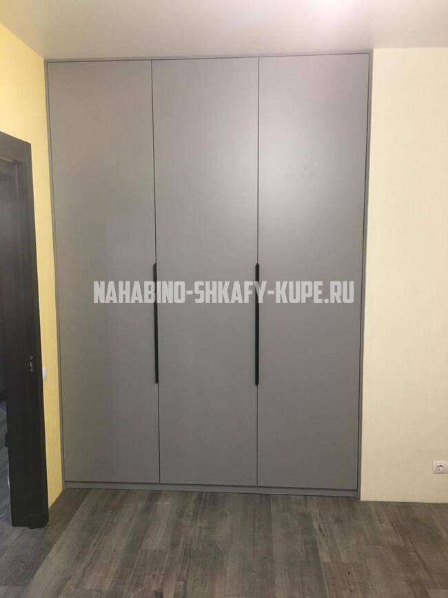 Распашные шкафы Нахабино